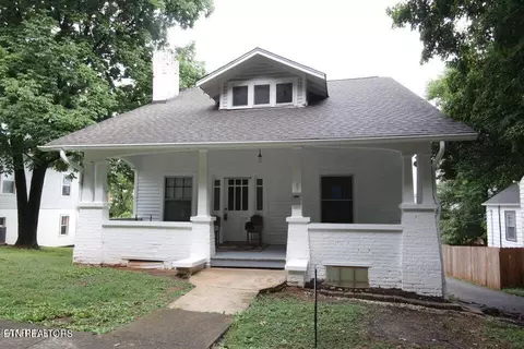 523 Highland Ave, Maryville, TN 37803