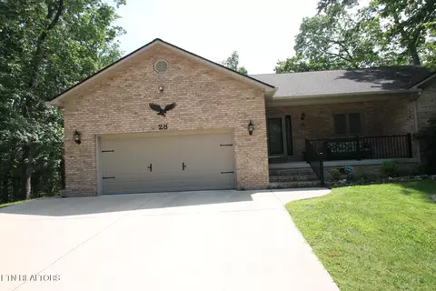 28 Pineridge Ct, Crossville, TN 38558