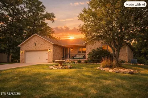 28 Pineridge Ct, Crossville, TN 38558