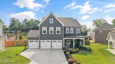 10806 Glory Maple Ln, Knoxville, TN 37932