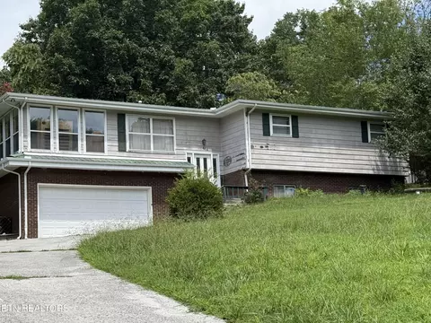 414 Molyneux St, Rockwood, TN 37854