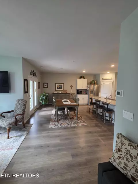 Dining - 231 Harris Ln, Baxter, TN 38544 photo 1 of 2