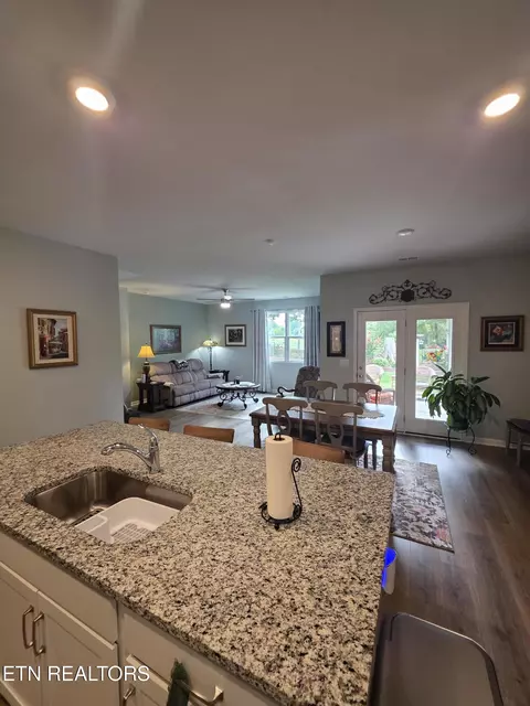 Kitchen - 231 Harris Ln, Baxter, TN 38544 photo 2 of 3