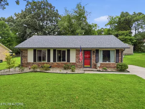 9101 Highbridge Dr, Knoxville, TN 37922