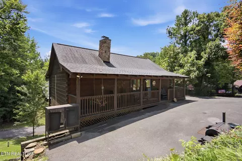 2436 Cobbler Way, Pigeon Forge, TN 37863