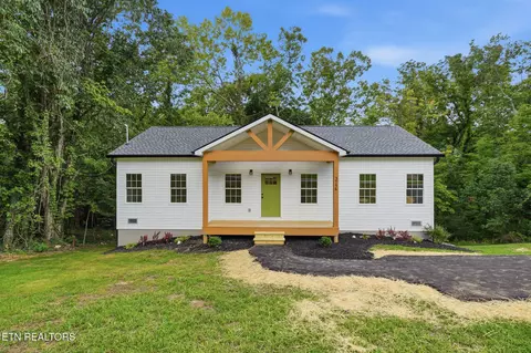 3756 Thornton Dr, Kingsport, TN 37664