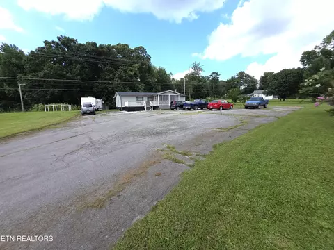 Exterior - 1195 Buffalo Rd, Oneida, TN 37841 photo 4 of 6
