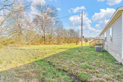 Other - 324 West Blvd, Oneida, TN 37841 photo 8 of 9