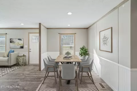Dining - 324 West Blvd, Oneida, TN 37841 photo 1 of 1