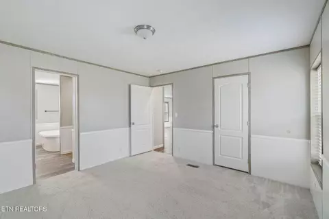 Bedroom - 324 West Blvd, Oneida, TN 37841 photo 2 of 5