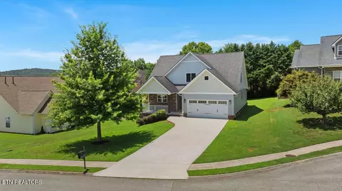 7311 Liberty Station Ln, Knoxville, TN 37920