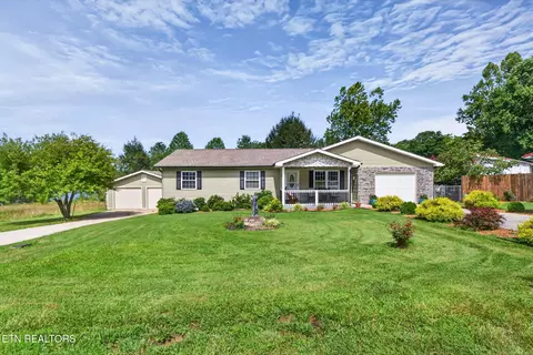 258 Cherry St, Crossville, TN 38572