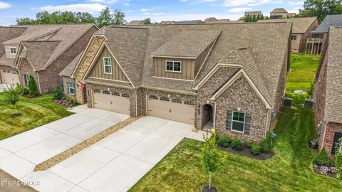 11161 Narrow Leaf Dr, Knoxville, TN 37932