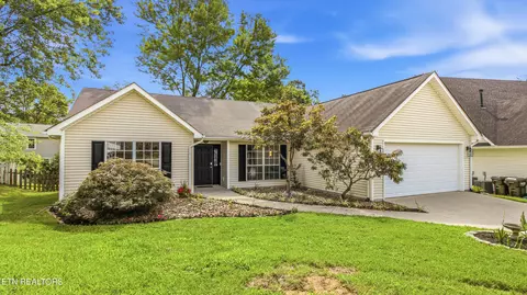 8108 Legacy Ln, Knoxville, TN 37919