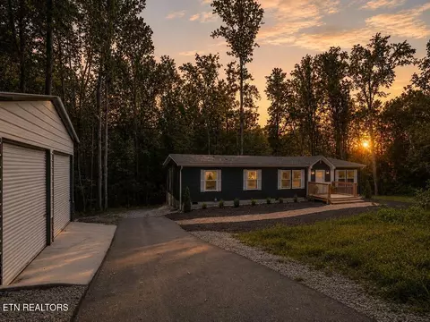 471 Old Poplar Springs Rd, Kingston, TN 37763