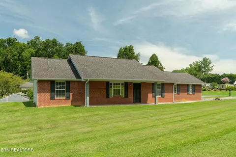 106 Mcdowell Ln, Seymour, TN 37865