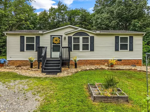 3792 Chilly Springs Rd, Maryville, TN 37803