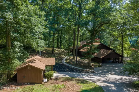 1435 Collins Rd, New Market, TN 37820