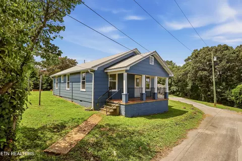 507 Pine Top St, Loudon, TN 37774
