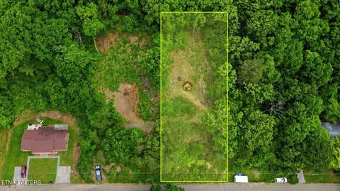 6801 Langston Dr, Knoxville, TN 37918
