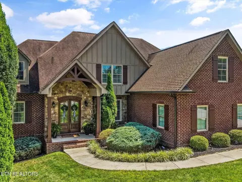 12828 Watergrove Dr, Knoxville, TN 37922