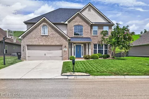 12325 Chirping Bird Ln, Knoxville, TN 37932