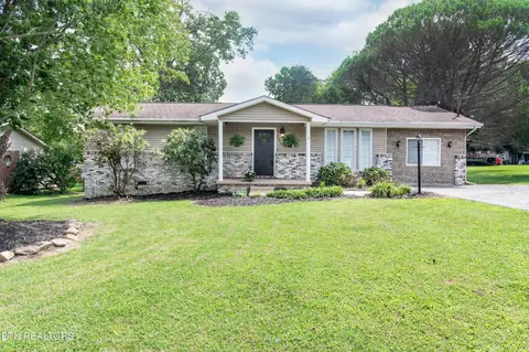 3200 Cross Valley Rd, Knoxville, TN 37917