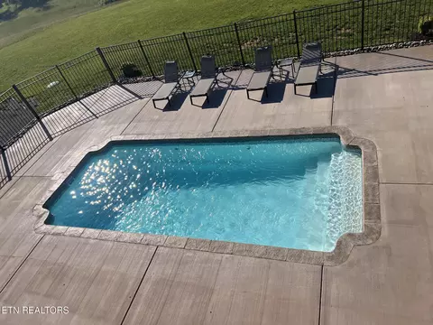 Exterior - 120 Smith Rd, Corryton, TN 37721 photo 5 of 8