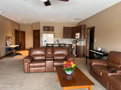 Living - 120 Smith Rd, Corryton, TN 37721 photo 3 of 4