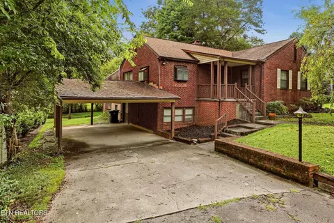 116 Chilhowee Ct, Knoxville, TN 37914