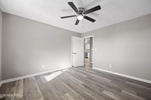 Bedroom - 915 Ronald Dr, Talbott, TN 37877 photo 1 of 5