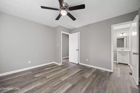Bedroom - 915 Ronald Dr, Talbott, TN 37877 photo 4 of 5