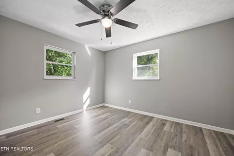 Bedroom - 915 Ronald Dr, Talbott, TN 37877 photo 5 of 5