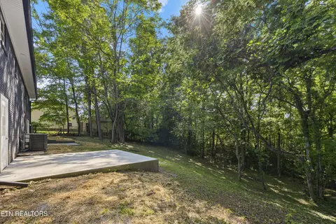 Exterior - 915 Ronald Dr, Talbott, TN 37877 photo 3 of 7
