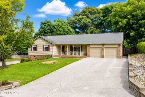 1429 Farrington Dr, Knoxville, TN 37923
