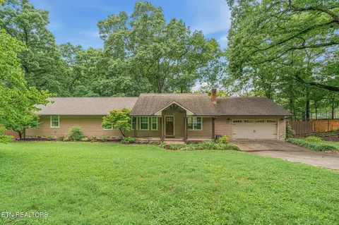 1601 Garland Rd, Knoxville, TN 37922