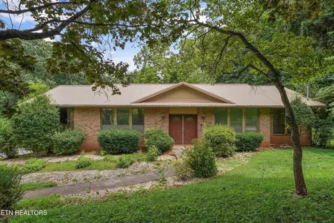 308 Trossachs Ln, Knoxville, TN 37922