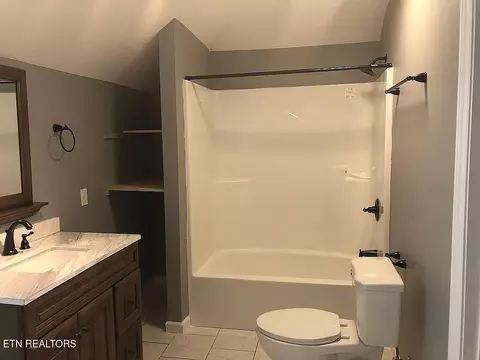 Bath - 1246 Greenbriar Rd, Talbott, TN 37877 photo 5 of 5