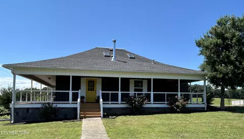 Exterior - 1246 Greenbriar Rd, Talbott, TN 37877 photo 3 of 15