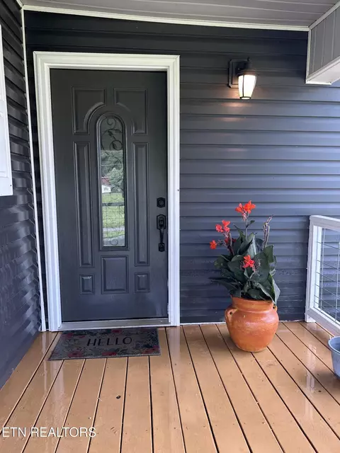 Exterior - 1246 Greenbriar Rd, Talbott, TN 37877 photo 8 of 15
