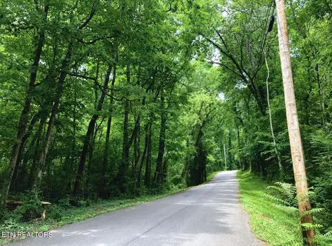 4921 Wise Hills Rd #2, Knoxville, TN 37920
