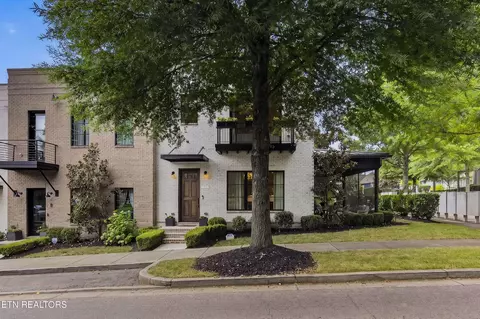 1701 Rainbow Falls Rd, Knoxville, TN 37922