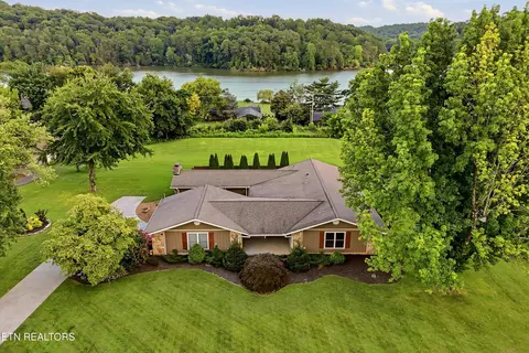 10100 El Pinar Dr, Knoxville, TN 37922