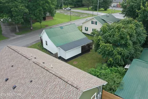 View/Area - 117 N Main St, Oneida, TN 37841 photo 5 of 6
