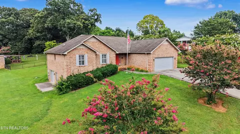 206 Rosecrest Dr, Maryville, TN 37803