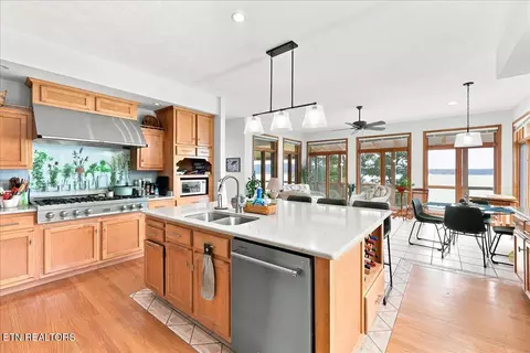 Kitchen - 363 Devon Way Rd, White Pine, TN 37890 photo 1 of 7