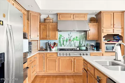 Kitchen - 363 Devon Way Rd, White Pine, TN 37890 photo 5 of 7