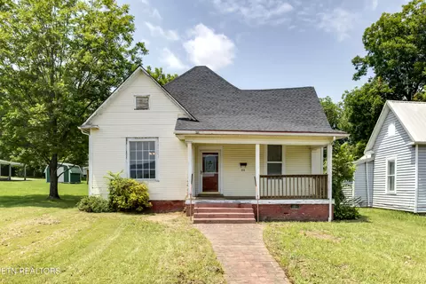 914 Ohio Ave, Etowah, TN 37331