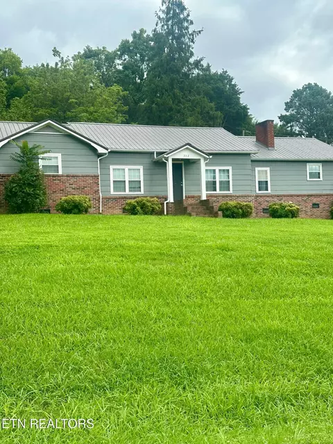 302 County Road 331, Sweetwater, TN 37874