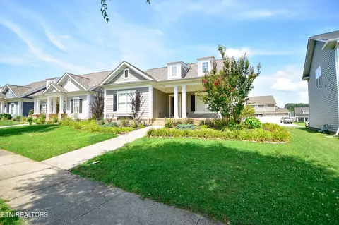 115 Hackberry St, Oak Ridge, TN 37830